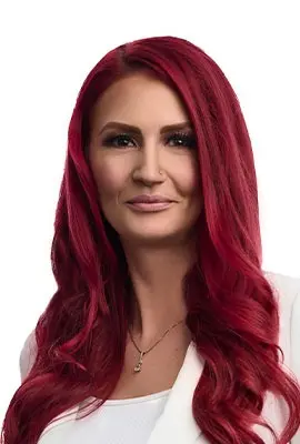 Anna Orlicz Headshot