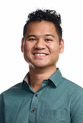 Jonathan Sayson Headshot