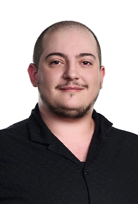 Logan Daniels Headshot