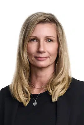 Shanon_Gartner Headshot photo